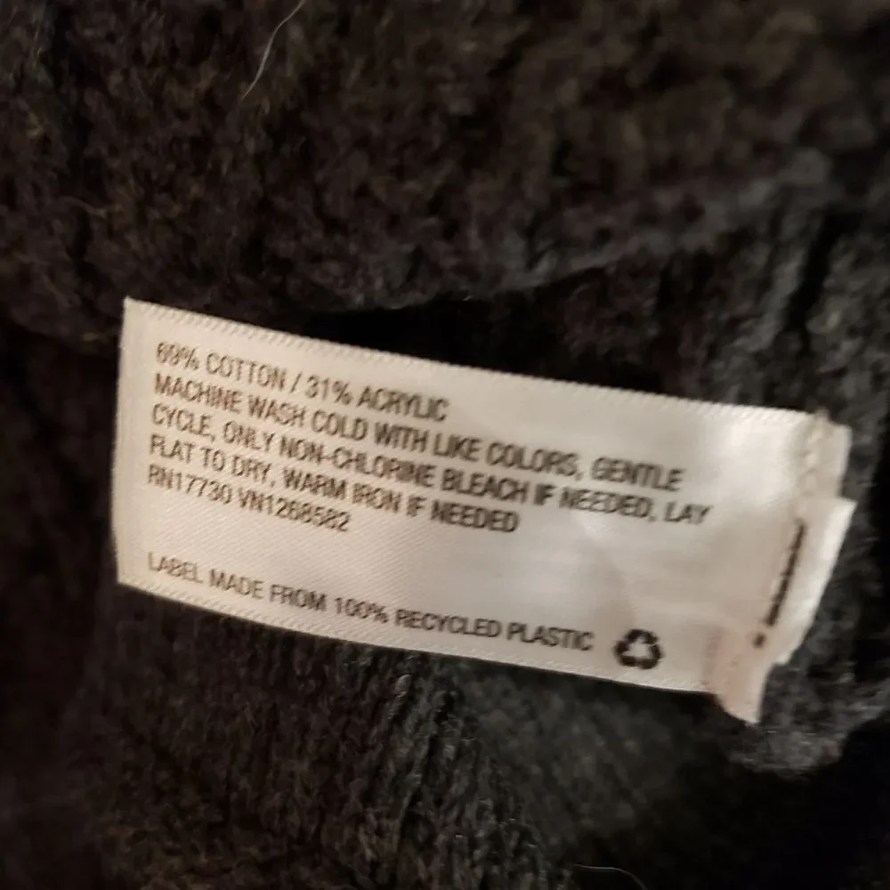 Universal Thread Sweater  - Picture 6 of 11